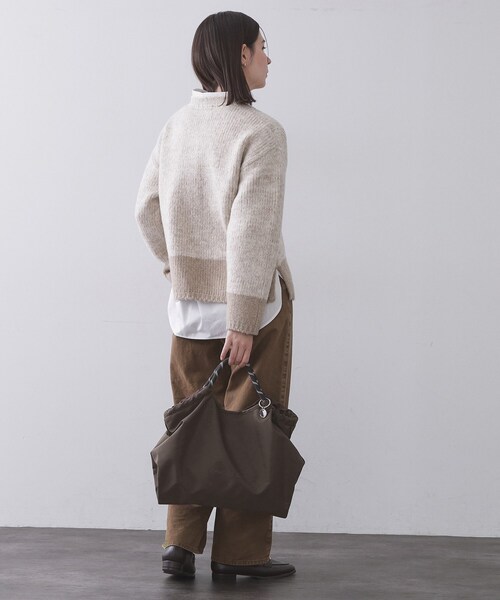OPAQUE.CLIP（オペークドットクリップ）の「ロープハンドルドロストミドルトートバッグ【軽量／A4サイズ対応】（トートバッグ・レディース・オフホワイト/ブラック/ブラウン系その他・00）」の9枚目の写真