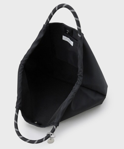 OPAQUE.CLIP（オペークドットクリップ）の「ロープハンドルドロストミドルトートバッグ【軽量／A4サイズ対応】（トートバッグ・レディース・オフホワイト/ブラック/ブラウン系その他・00）」の18枚目の写真