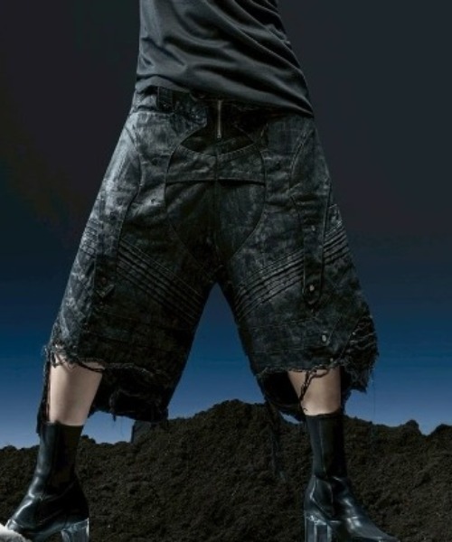 RICH（リッチ）の「【RICH】Knight Wide Waxed Short Pants / 【リッチ