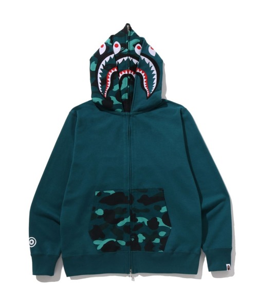 A BATHING APE（アベイシングエイプ）の「COLOR CAMO SHARK FULL ZIP DOUBLE HOODIE（パーカー・メンズ・パープル/レッド/グリーン・LARGE/MEDIUM/X-LARGE/SMALL/XX-LARGE）」の2枚目の写真