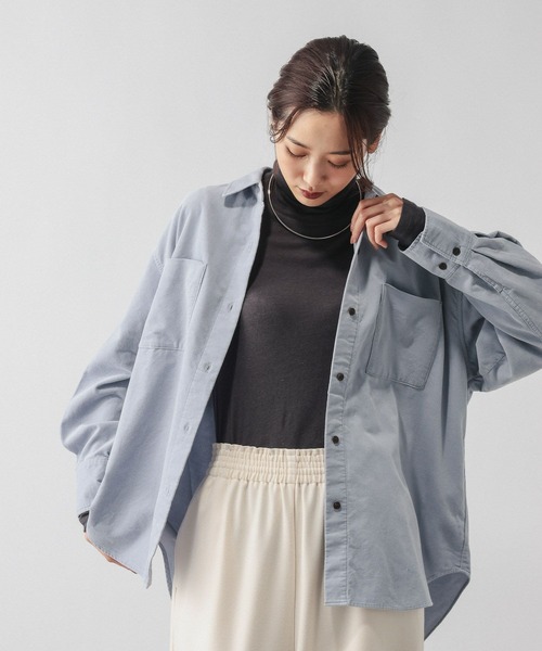 GLOBAL WORK（グローバルワーク）の「やわらかコーデュロイシャツ長袖/637933（シャツ/ブラウス・レディース・グリーン系その他/ピンク/サックスブルー/グレイッシュベージュ・MEDIUM/LARGE）」の17枚目の写真