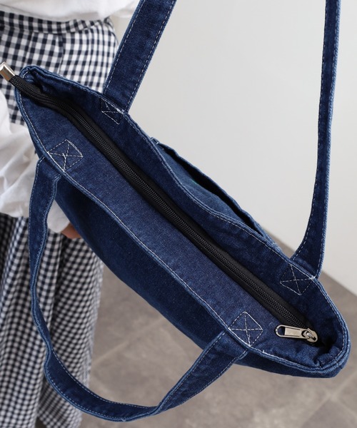 crossi(クロッシー)の「チェリー刺繍デニムトートバッグ(トートバッグ・レディース・ブルー/ネイビー・FREE)」の12枚目の写真
