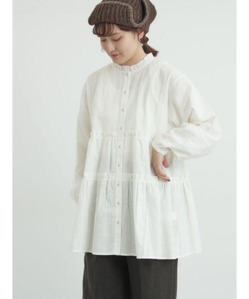 Samansa Mos2（サマンサ モスモス）の「柄アソートティアードフリルチュニック（シャツ/ブラウス・レディース・オフホワイト/ベージュ/ブラック/ピンク・F）」の2枚目の写真