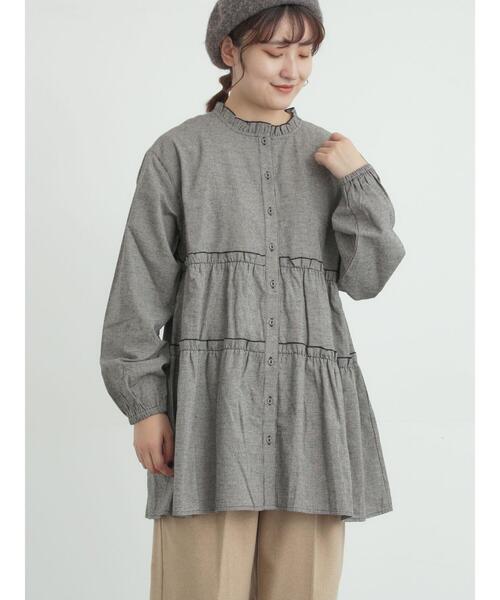 Samansa Mos2（サマンサ モスモス）の「柄アソートティアードフリルチュニック（シャツ/ブラウス・レディース・オフホワイト/ベージュ/ブラック/ピンク・F）」の3枚目の写真