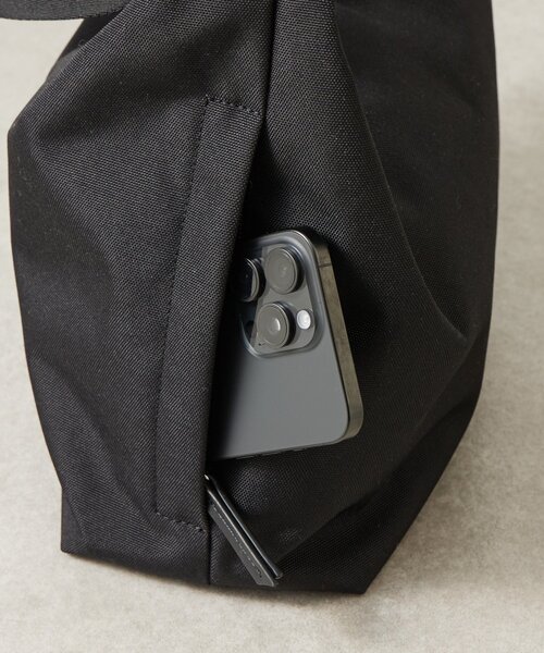 BEARDSLEY(ビアズリー)の「グラスケース付きショルダーバッグ(ショルダーバッグ・レディース・ブラック・FREE)」の19枚目の写真