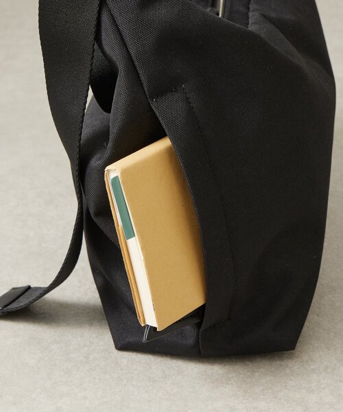 BEARDSLEY(ビアズリー)の「グラスケース付きショルダーバッグ(ショルダーバッグ・レディース・ブラック・FREE)」の20枚目の写真