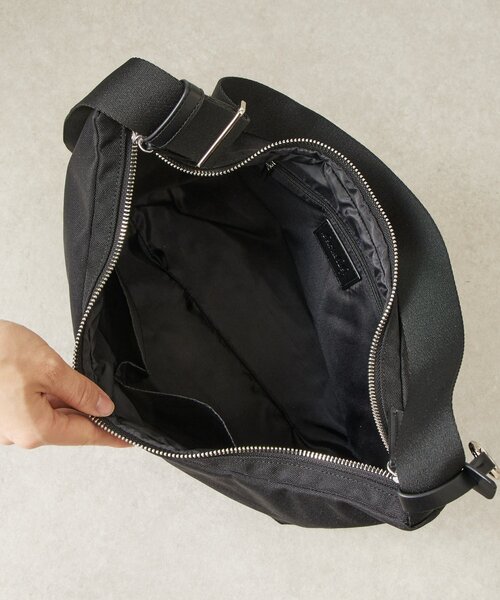 BEARDSLEY(ビアズリー)の「グラスケース付きショルダーバッグ(ショルダーバッグ・レディース・ブラック・FREE)」の22枚目の写真