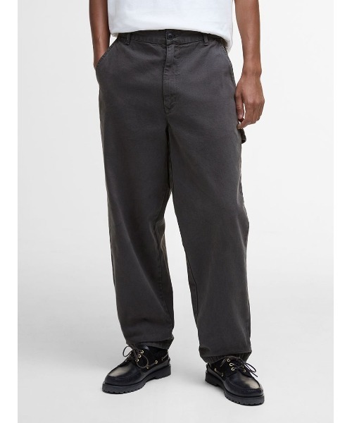 Barbour（バブアー）の「Bowland トラウザー（チノパンツ・メンズ・ブラック・30/32）」の3枚目の写真