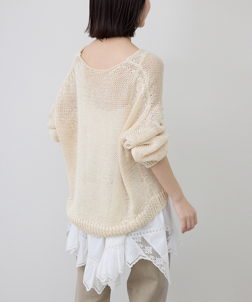 SLOBE IENA(スローブイエナ)の「ギマヤーンVネックプルオーバー(ニット/セーター・レディース・アイボリー/ベージュ/ラベンダー・FREE)」の11枚目の写真