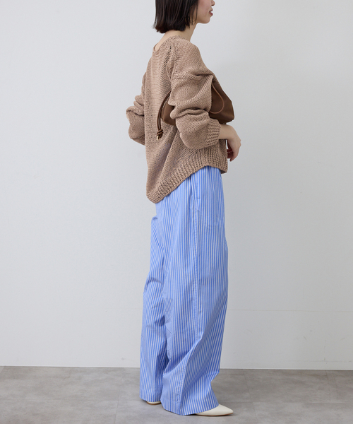 SLOBE IENA(スローブイエナ)の「ギマヤーンVネックプルオーバー(ニット/セーター・レディース・アイボリー/ベージュ/ラベンダー・FREE)」の14枚目の写真