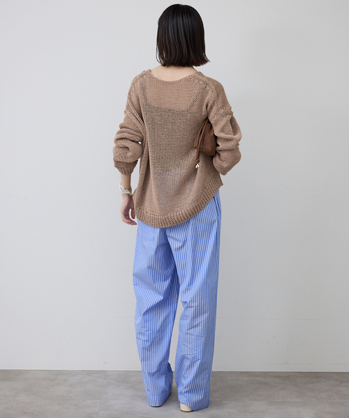 SLOBE IENA(スローブイエナ)の「ギマヤーンVネックプルオーバー(ニット/セーター・レディース・アイボリー/ベージュ/ラベンダー・FREE)」の16枚目の写真