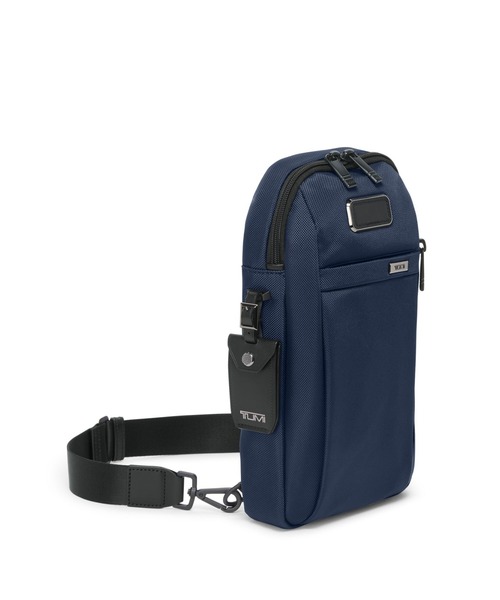 TUMI(トゥミ)の「TUMI ALPHA(アルファ) スリング(ボディバッグ/ウエストポーチ・メンズ・ブラック/ネイビー・FREE)」の7枚目の写真