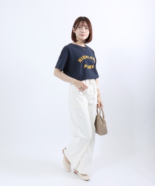 Champion(チャンピオン)の「Champion(チャンピオン)フロッキーロゴプリント ワイドシルエットTシャツ/レディース(Tシャツ/カットソー・レディース・オレンジ/オートミール/ホワイト/ライトブルー/ネイビー・L/M)」の22枚目の写真