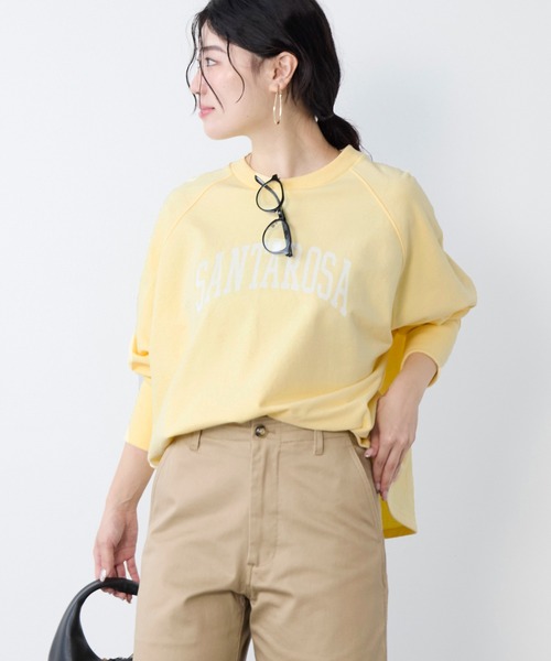 MICA&DEAL（マイカ＆ディール）の「"SANTAROSA"ラグランスリーブロゴスウェット（スウェット・レディース・ダークネイビー/ベージュ/イエロー・FREE）」の3枚目の写真