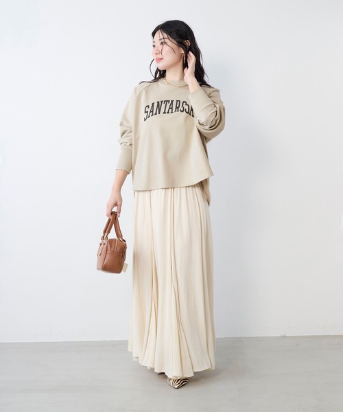 MICA&DEAL（マイカ＆ディール）の「"SANTAROSA"ラグランスリーブロゴスウェット（スウェット・レディース・ダークネイビー/ベージュ/イエロー・FREE）」の7枚目の写真