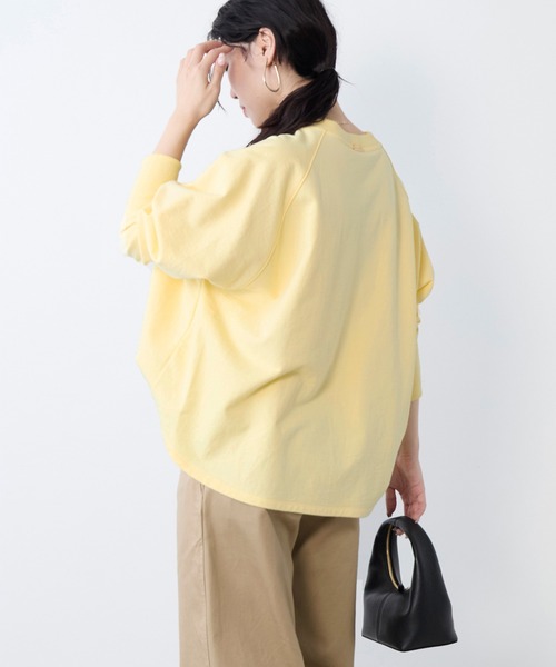 MICA&DEAL（マイカ＆ディール）の「"SANTAROSA"ラグランスリーブロゴスウェット（スウェット・レディース・ダークネイビー/ベージュ/イエロー・FREE）」の11枚目の写真