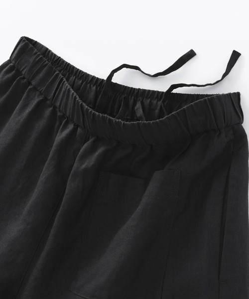 無印良品（ムジルシリョウヒン）の「婦人　リネン　洗いざらしイージーワイドパンツ（その他パンツ・レディース・キナリ/グレー系/チャコールグレー/スモーキーグリーン系/ブラック・XL/L/M/S）」の21枚目の写真