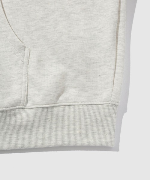 Dickies(ディッキーズ)の「【GENUINE Dickies/ ジェニュインデッキーズ】裏毛 バックロゴ刺繍 ショート丈 ボックスシルエット 2WAYフルジップパーカー 耐久性・速乾性(パーカー・メンズ・スミクロ/オートミール・XL/M/L)」の3枚目の写真