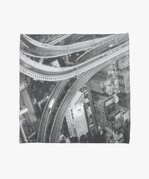 agnes b. | フォトプリント バンダナ ”View from Agnes’ hotel window in Tokyo”(マフラー)