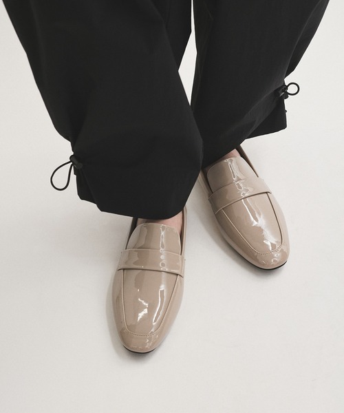 ADAM ET ROPE'(アダムエロペ)の「晴雨兼用サスティナブルレインローファー(ローファー・レディース・ベージュ系その他2/ブラック系その他/ブラック・23/23.5/24/24.5/25/22.5)」の4枚目の写真