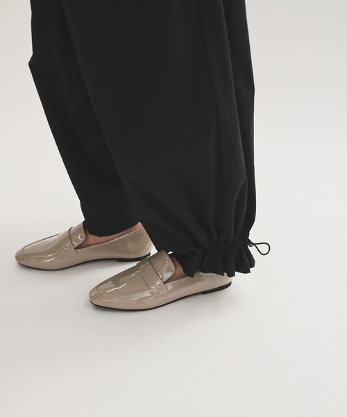 ADAM ET ROPE'(アダムエロペ)の「晴雨兼用サスティナブルレインローファー(ローファー・レディース・ベージュ系その他2/ブラック系その他/ブラック・23/23.5/24/24.5/25/22.5)」の6枚目の写真