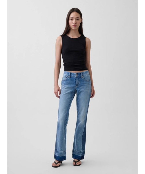GAP(ギャップ)の「ローライズ ロング&リーンデニム(デニムパンツ・レディース・ライトインディゴブルー・26/25/24/23/30/29/28/27)」の2枚目の写真