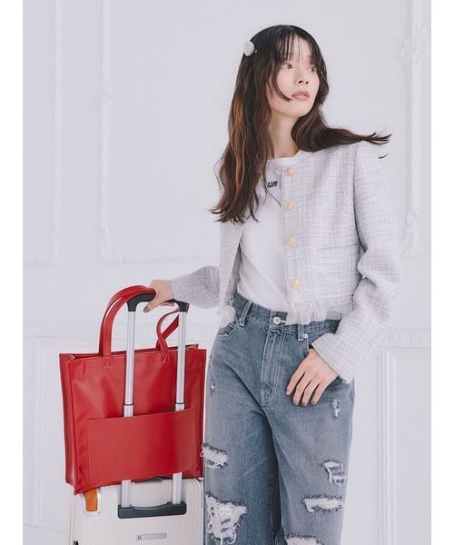 FURFUR（ファーファー）の「【USAGI ONLINE/ZOZOTOWN限定】ファスナー付きキャリーオントートバッグ（トートバッグ・レディース・グリーン/レッド/ブラウン/ピンク/イエロー/ラベンダー/ネイビー/アイボリー/ブラック/ライトブルー・F）」の12枚目の写真