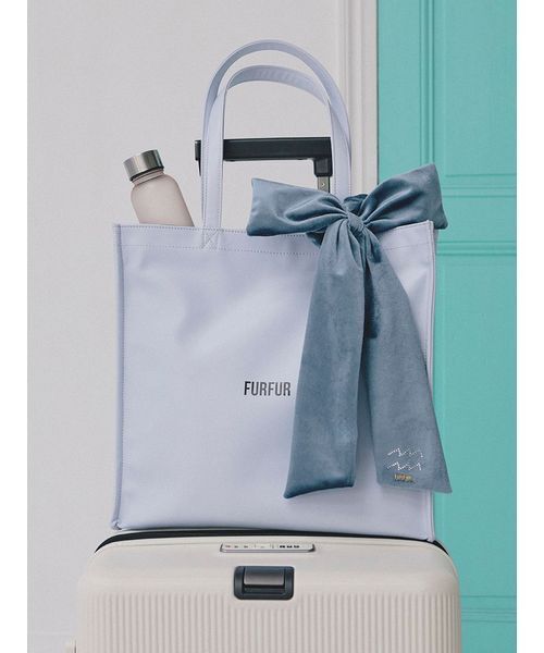 FURFUR（ファーファー）の「【USAGI ONLINE/ZOZOTOWN限定】ファスナー付きキャリーオントートバッグ（トートバッグ・レディース・グリーン/レッド/ブラウン/ピンク/イエロー/ラベンダー/ネイビー/アイボリー/ブラック/ライトブルー・F）」の18枚目の写真