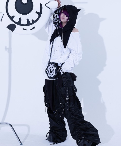 Gamchu(ガムチュ)の「『Gamchu/ガムチュ』Mekuroa(メクロア)2WAYコーティングスカルワイドパンツ(その他パンツ・レディース・ブラック×ホワイト/ブラック・FREE)」の10枚目の写真