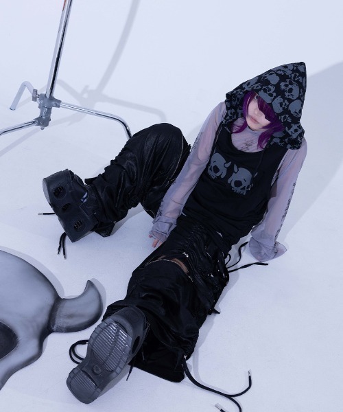 Gamchu(ガムチュ)の「『Gamchu/ガムチュ』Mekuroa(メクロア)2WAYコーティングスカルワイドパンツ(その他パンツ・レディース・ブラック×ホワイト/ブラック・FREE)」の16枚目の写真