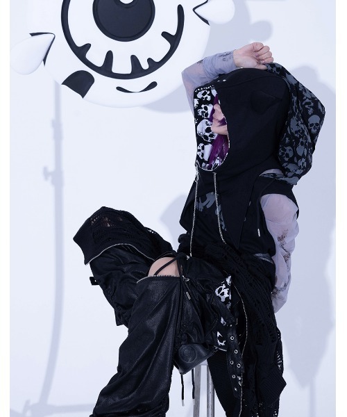 Gamchu(ガムチュ)の「『Gamchu/ガムチュ』Mekuroa(メクロア)2WAYコーティングスカルワイドパンツ(その他パンツ・レディース・ブラック×ホワイト/ブラック・FREE)」の22枚目の写真