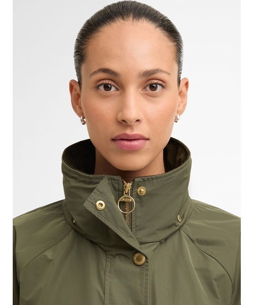 Barbour(バブアー)の「Rowtonシャワープルーフジャケット(レディース)(ブルゾン・レディース・ブラック/グリーン・8/10)」の6枚目の写真