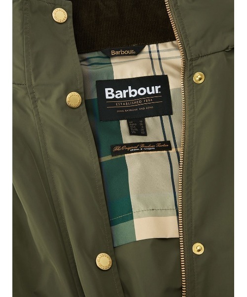 Barbour(バブアー)の「Rowtonシャワープルーフジャケット(レディース)(ブルゾン・レディース・ブラック/グリーン・8/10)」の18枚目の写真