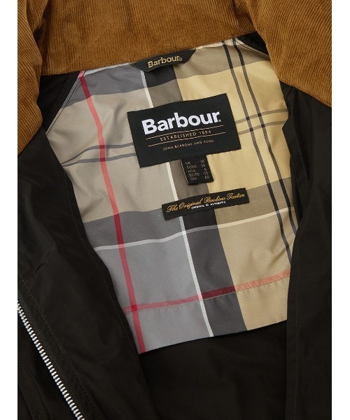 Barbour(バブアー)の「Rowtonシャワープルーフジャケット(レディース)(ブルゾン・レディース・ブラック/グリーン・8/10)」の21枚目の写真