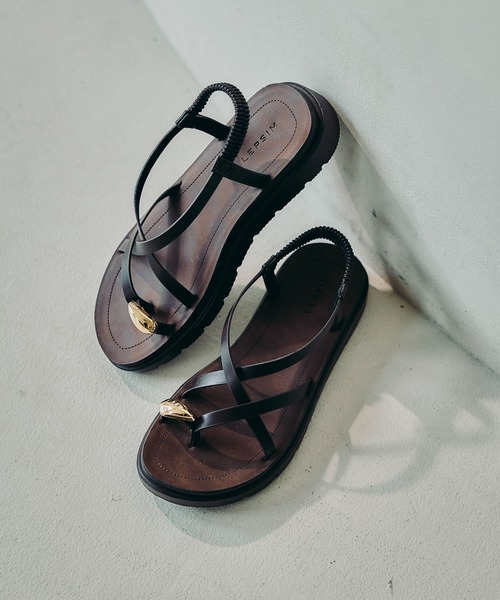 LEPSIM（レプシィム）の「メタルストラップサンダル　638841（サンダル・レディース・ブラック/モカ/ダークブラウン・LARGE/MEDIUM）」の2枚目の写真