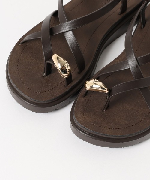 LEPSIM（レプシィム）の「メタルストラップサンダル　638841（サンダル・レディース・ブラック/モカ/ダークブラウン・LARGE/MEDIUM）」の10枚目の写真