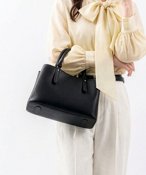 MURA(ムラ)の「Ternea(テルネア) PU(合成皮革) 2Way バイカラー トートバッグ(トートバッグ・レディース・ブラック系その他/グレー/ブラック/ブラウン/ホワイト/ベージュ・FREE)」の3枚目の写真