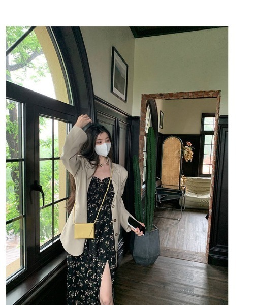 Ritzy(リッツィー)の「花柄キャミソールワンピース(ワンピース・レディース・ブラック・M/S)」の10枚目の写真