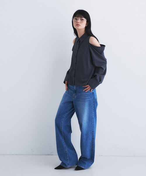 CODE A（コードエー）の「dots open shoulder shirts（シャツ/ブラウス・レディース・ネイビー系5/ブラック系5・00）」の6枚目の写真