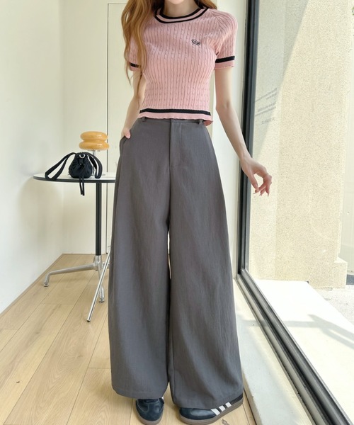 Ada.(エイダ)の「ワイドストレート スラックス(スラックス・レディース・ライトグレー/ベージュ/チャコール・L/M/S)」の12枚目の写真