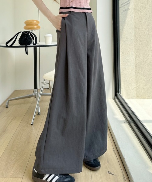 Ada.(エイダ)の「ワイドストレート スラックス(スラックス・レディース・ライトグレー/ベージュ/チャコール・L/M/S)」の10枚目の写真