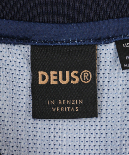 DEUS EX MACHINA(デウスエクスマキナ)の「DEUS EX MACHINA/デウスエクスマキナ PEAK MOTO TEE(Tシャツ/カットソー・レディース・ネイビー・SMALL)」の4枚目の写真