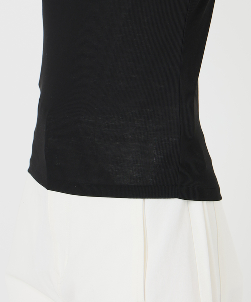 IENA LA BOUCLE（イエナラブークル）の「IENA LA BOUCLE コットンリブハーフスリーブカットソー（Tシャツ/カットソー・レディース・ブラック/ストーン/チョコ/ブラウン・FREE）」の5枚目の写真