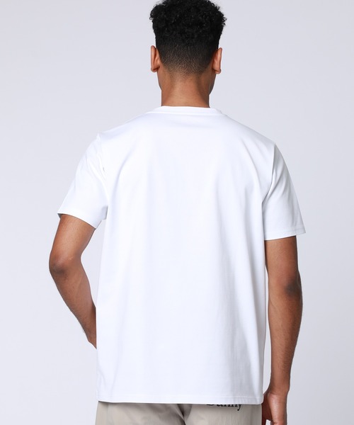 Psycho Bunny（サイコバニー）の「グラデーションBUNNY エンブロイダリーTシャツ（Tシャツ/カットソー・メンズ・ブラック/ホワイト・SMALL/MEDIUM/LARGE/X-LARGE）」の4枚目の写真