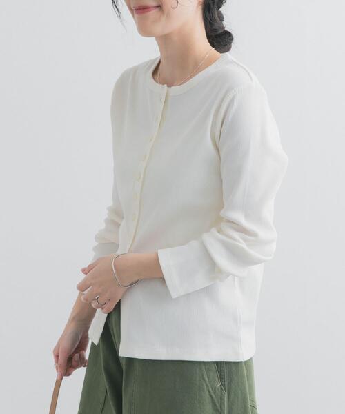 URBAN RESEARCH DOORS（アーバンリサーチドアーズ）の「リブボタンカットカーディガン（カーディガン/ボレロ・レディース・オフホワイト/ブラック/イエロー系その他・FREE）」の6枚目の写真