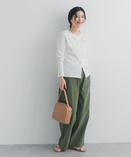 URBAN RESEARCH DOORS（アーバンリサーチドアーズ）の「リブボタンカットカーディガン（カーディガン/ボレロ・レディース・オフホワイト/ブラック/イエロー系その他・FREE）」の10枚目の写真