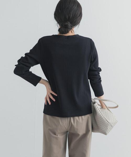 URBAN RESEARCH DOORS（アーバンリサーチドアーズ）の「リブボタンカットカーディガン（カーディガン/ボレロ・レディース・オフホワイト/ブラック/イエロー系その他・FREE）」の16枚目の写真