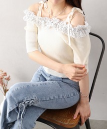 オフショルダー」に該当するトップス（ホワイト/白色系）ファッション