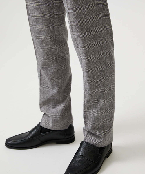 MICHEL KLEIN HOMME (ミッシェルクランオム)の「【セットアップ】グレンチェック柄スラックスパンツ(スラックス・メンズ・ネイビー/グレー・MEDIUM/LARGE/X-LARGE)」の12枚目の写真