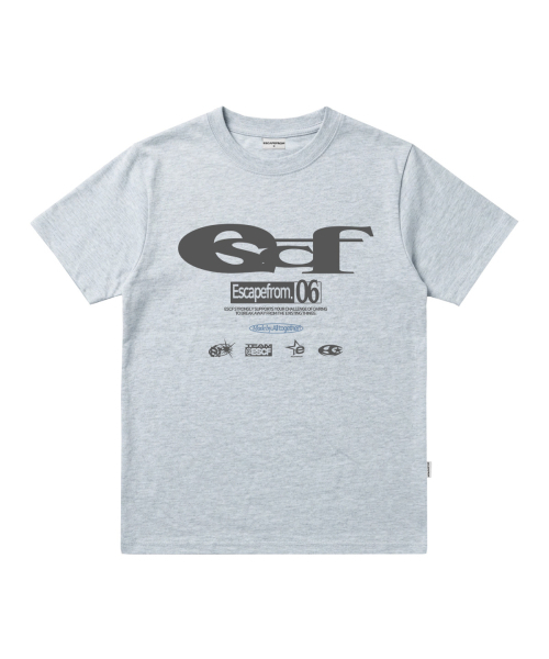 ESCAPEFROM（エスケープフロム）の「ESCFロゴコラージュプリントスタンダードフィット半袖Tシャツ[2色]（Tシャツ/カットソー・レディース・ライトブルー/ライトピンク・MEDIUM）」の3枚目の写真